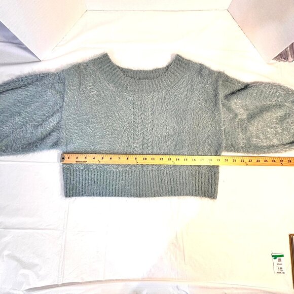 Oliveacous Fuzzy Knit Cropped Sweater Balloon Sleeves Light Sage Green Size M - Picture 4 of 6